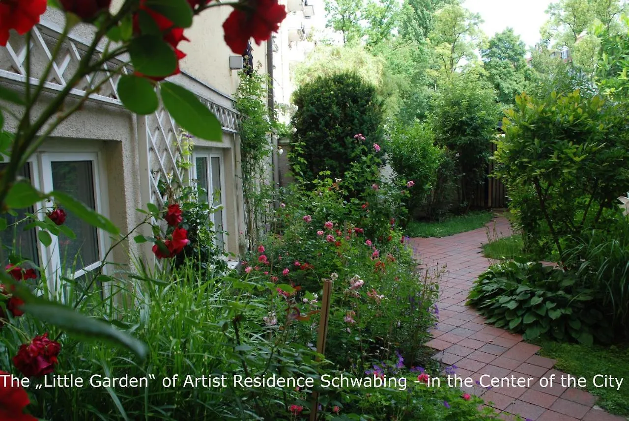 Artist Residence Schwabing München 0*,